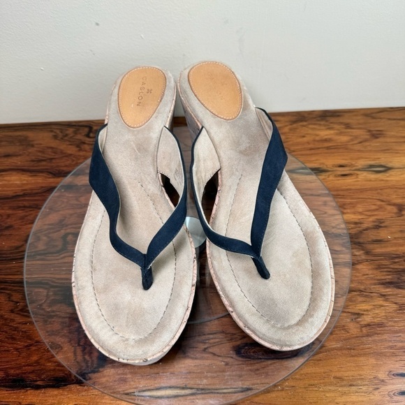 CASLON Carla Wedge Sandals in black - Picture 5 of 12